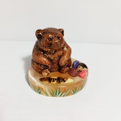 Уральские сувениры из камня "Сидячий мишка" - Сувенирная продукция