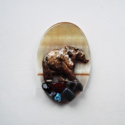 Сувениры из камня "Идущий медведь" - Сувенирная продукция