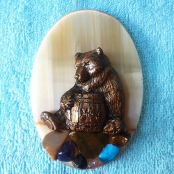 Сувениры из камня "Медведь с бочкой" - Сувенирная продукция